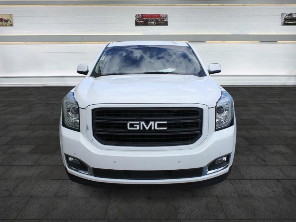 2016 Gmc Yukon SLE photo 2