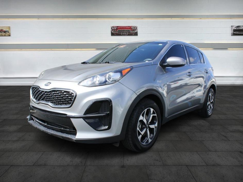 2022 Kia Sportage LX photo 3