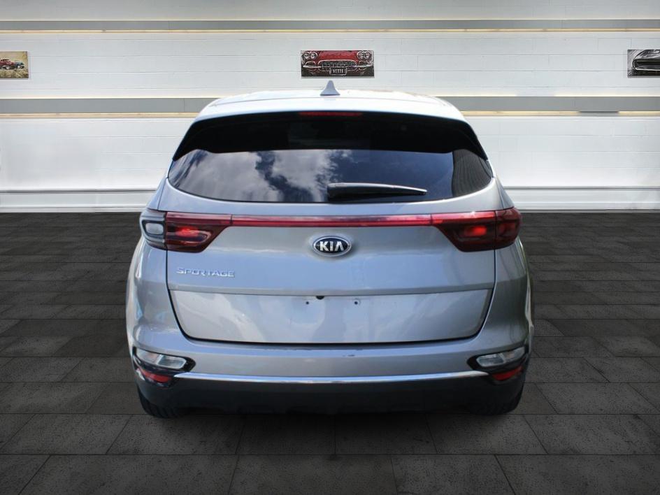 2022 Kia Sportage LX photo 5