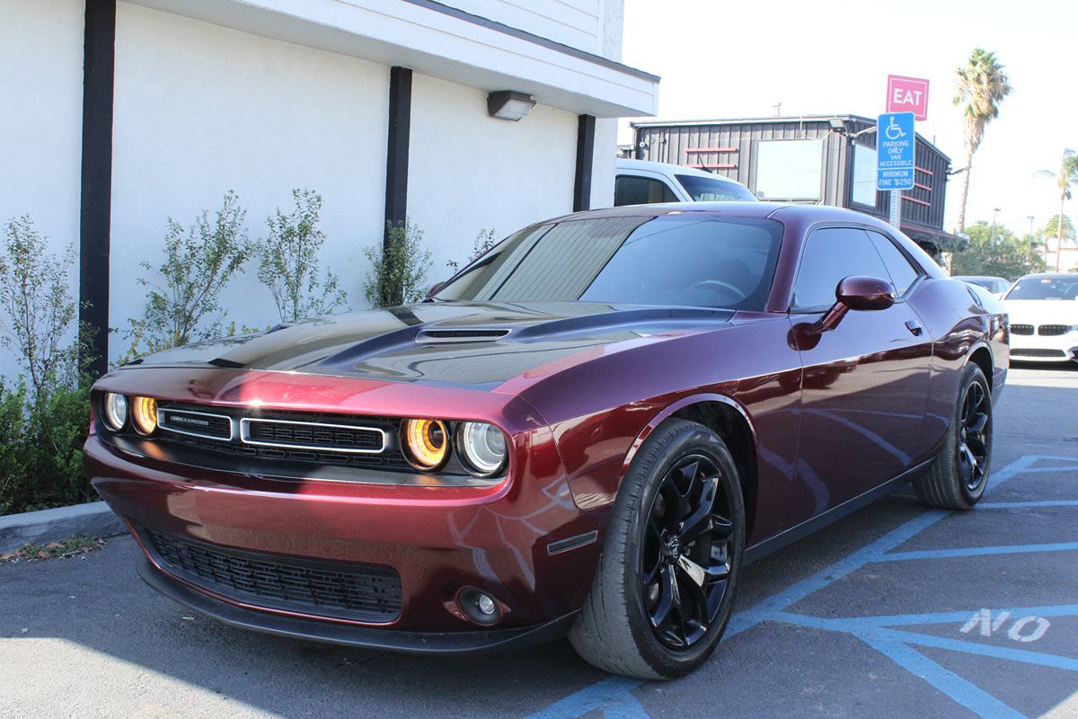 2018 Dodge Challenger SXT photo 4