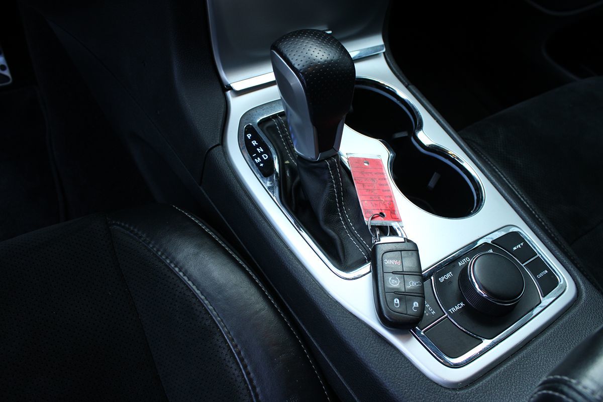 2016 Jeep Grand Cherokee SRT8 photo 12