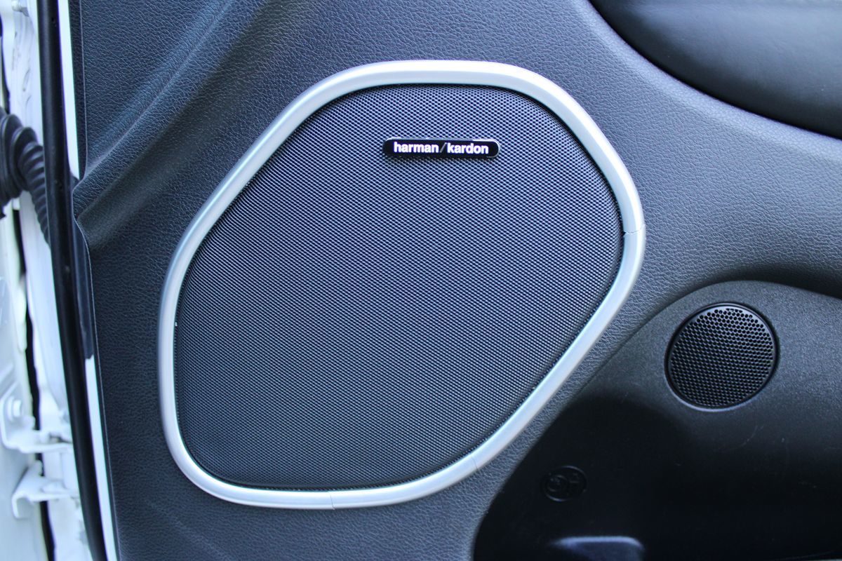 2016 Jeep Grand Cherokee SRT8 photo 28