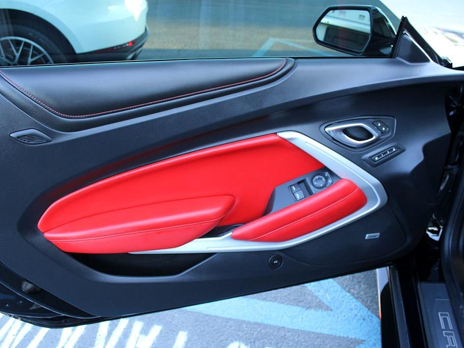 2016 Chevrolet Camaro 2SS photo 7