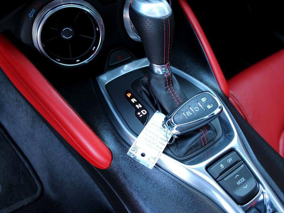 2016 Chevrolet Camaro 2SS photo 12