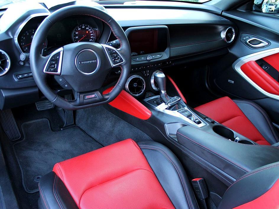 2016 Chevrolet Camaro 2SS photo 23