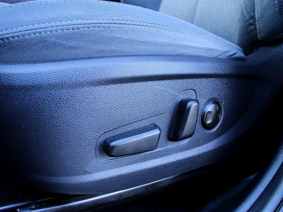 2019 Hyundai Santa Fe SEL Plus photo 9