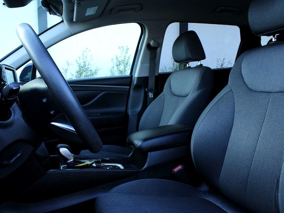 2019 Hyundai Santa Fe SEL Plus photo 11