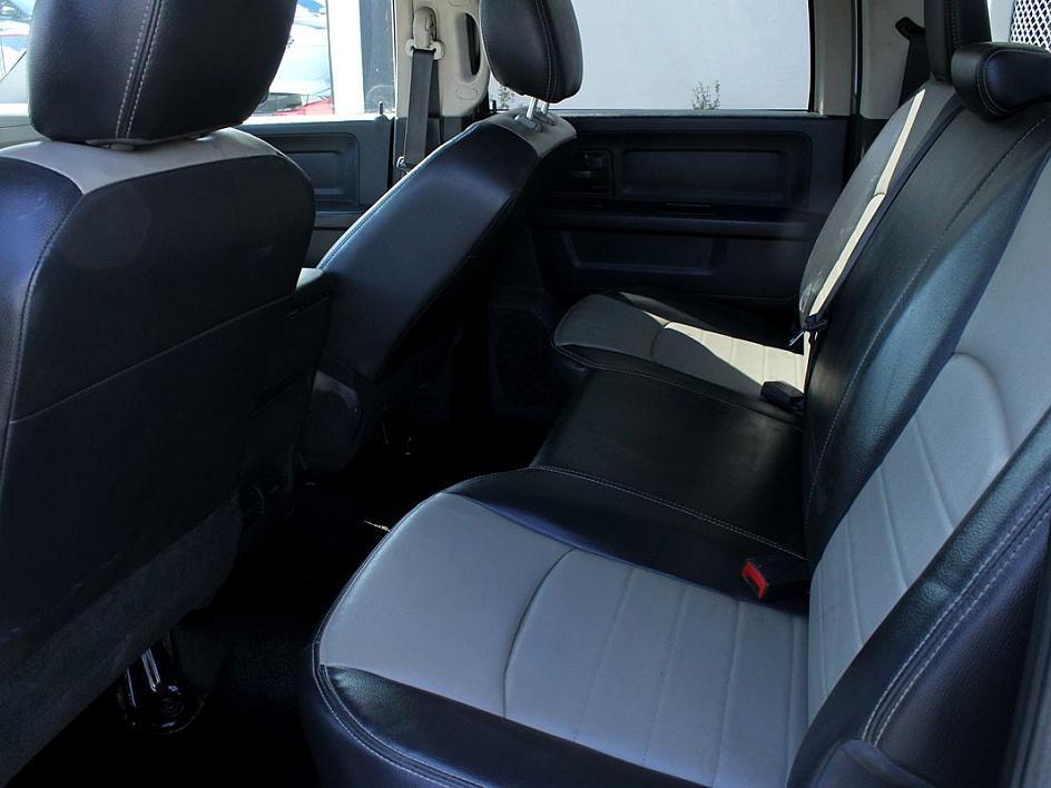 2012 Ram 5500 Chassis Cab photo 11