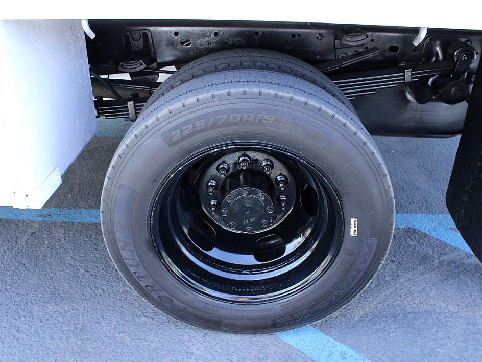 2012 Ram 5500 Chassis Cab photo 14