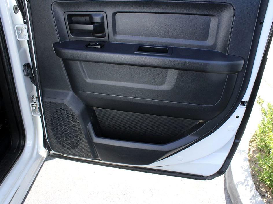2012 Ram 5500 Chassis Cab photo 16