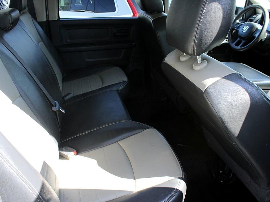 2012 Ram 5500 Chassis Cab photo 17
