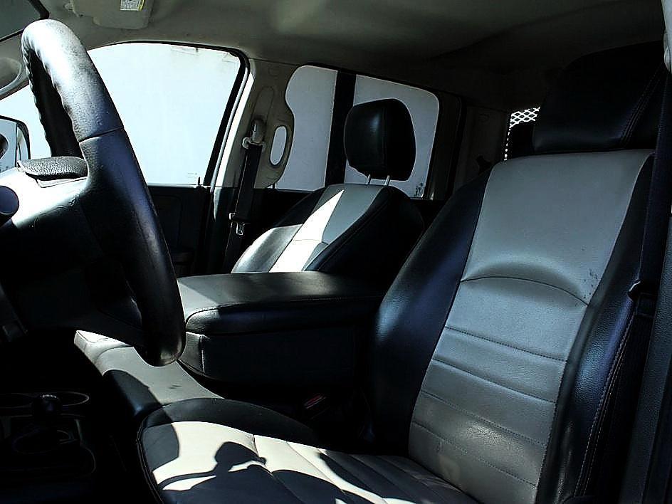 2012 Dodge Ram 5500 - Photo 11