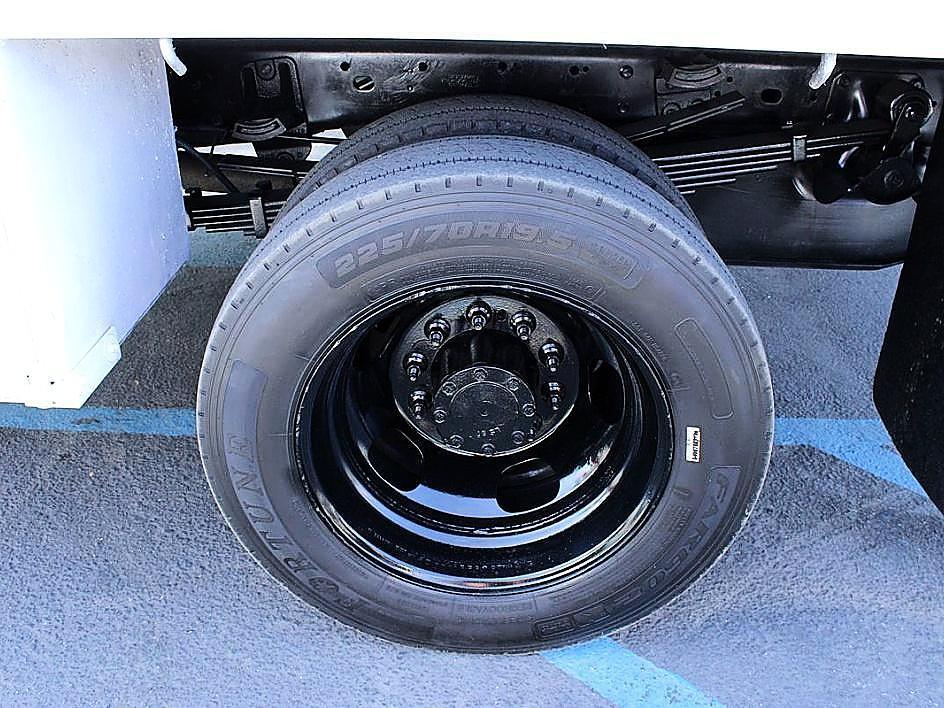 2012 Dodge Ram 5500 - Photo 18