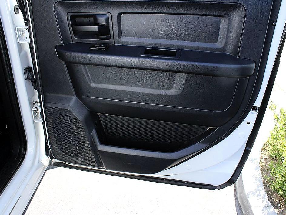 2012 Dodge Ram 5500 - Photo 20