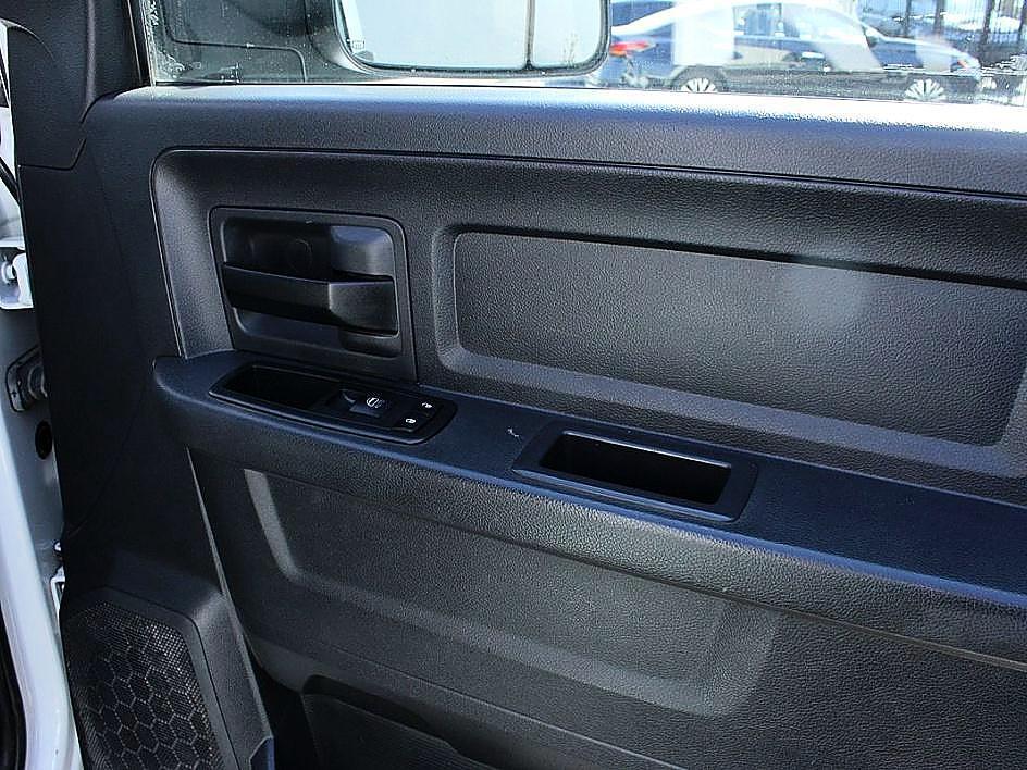 2012 Dodge Ram 5500 - Photo 27