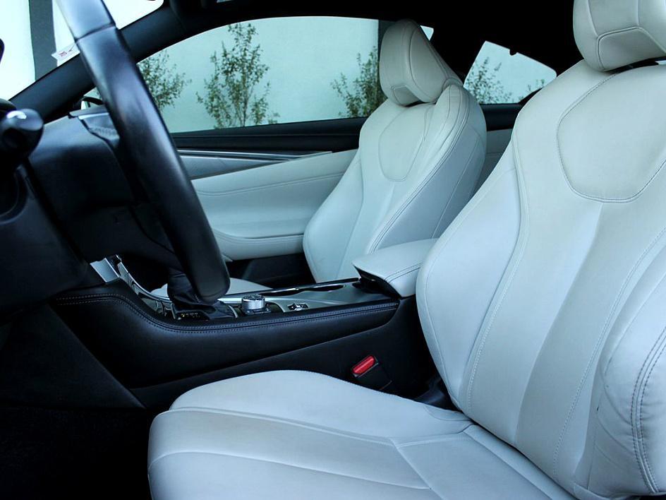 2017 Infiniti Q60 3.0t Premium photo 12