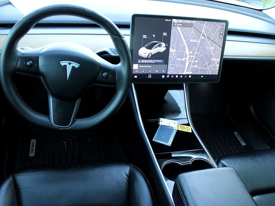 2020 Tesla Model 3 Long Range photo 12