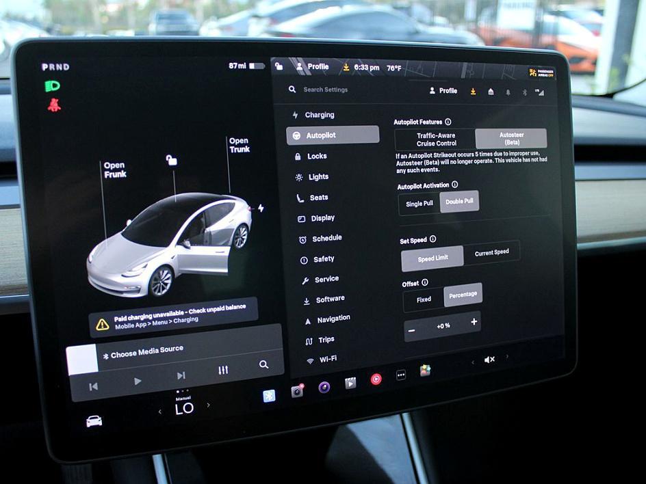 2020 Tesla Model 3 Long Range photo 24