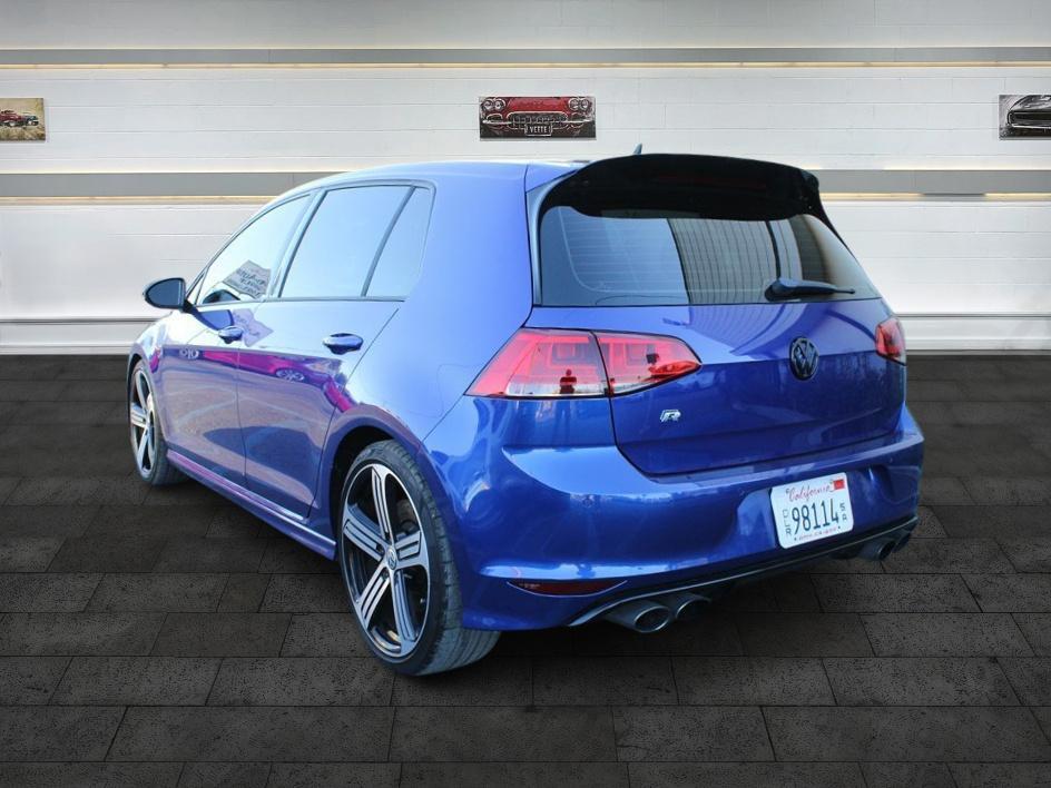 2015 Volkswagen Golf R photo 4