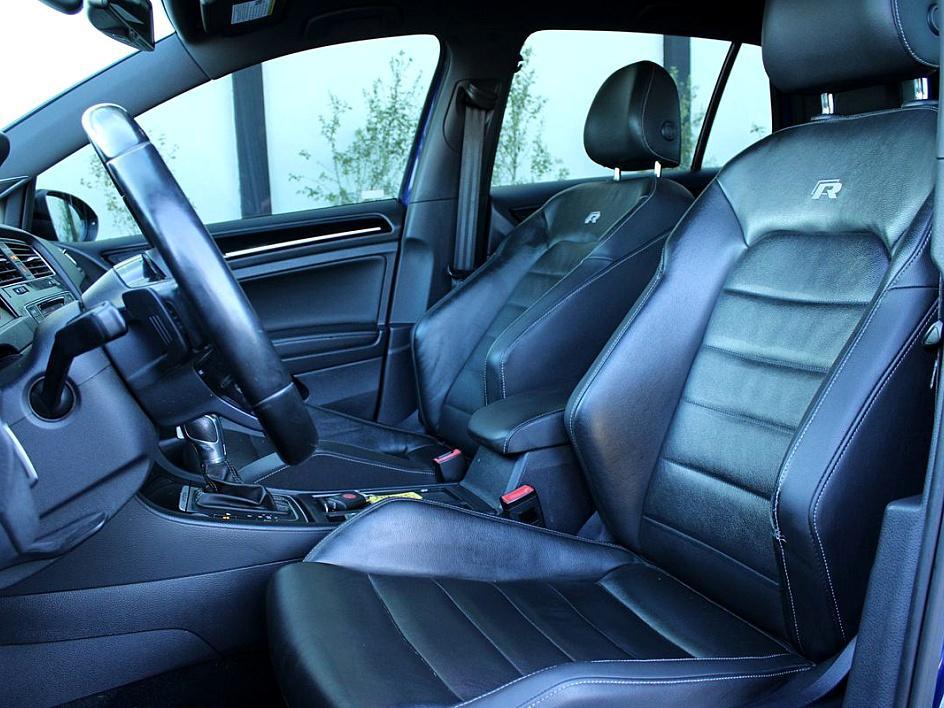 2015 Volkswagen Golf R photo 13