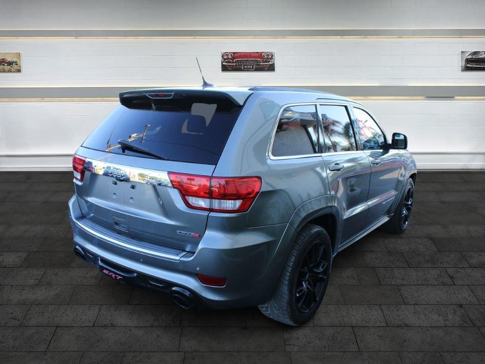 2013 Jeep Grand Cherokee SRT8 photo 7