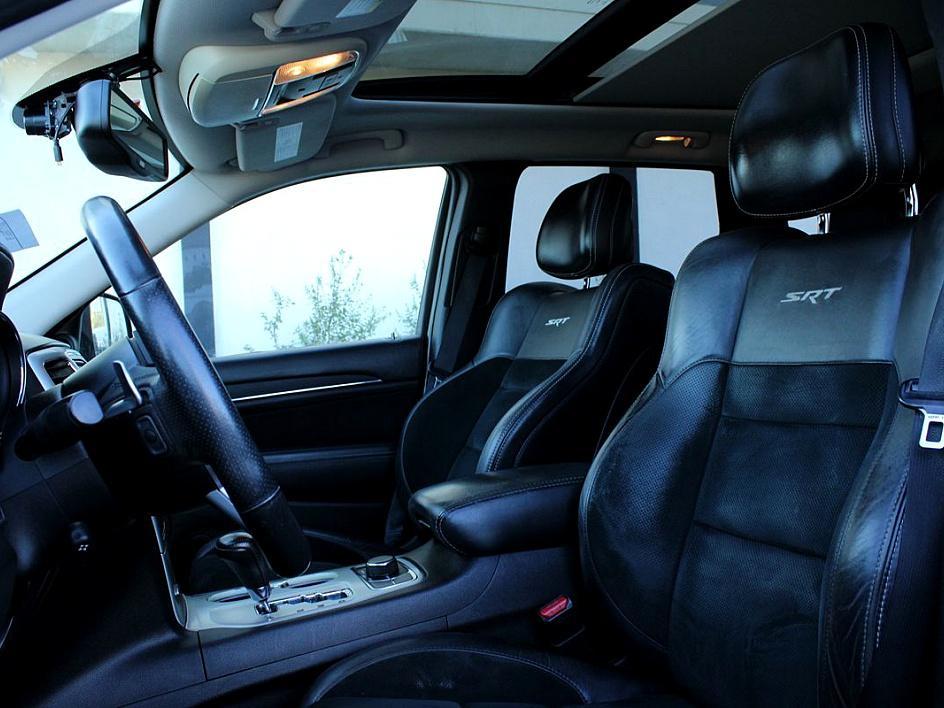 2013 Jeep Grand Cherokee SRT8 photo 10