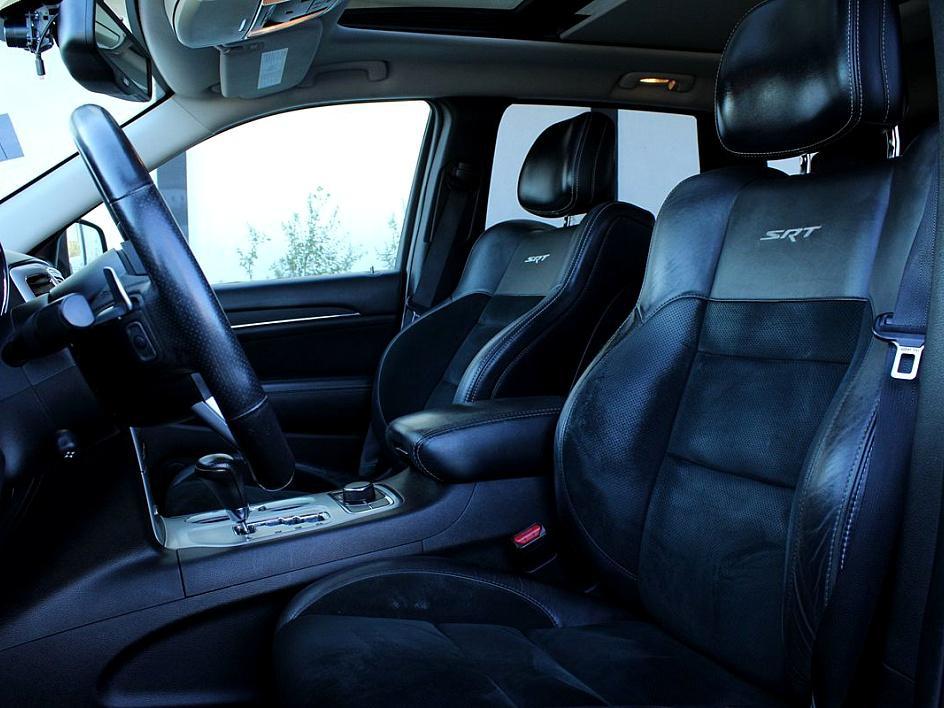 2013 Jeep Grand Cherokee SRT8 photo 11