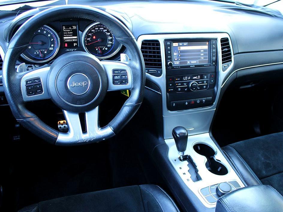 2013 Jeep Grand Cherokee SRT8 photo 14