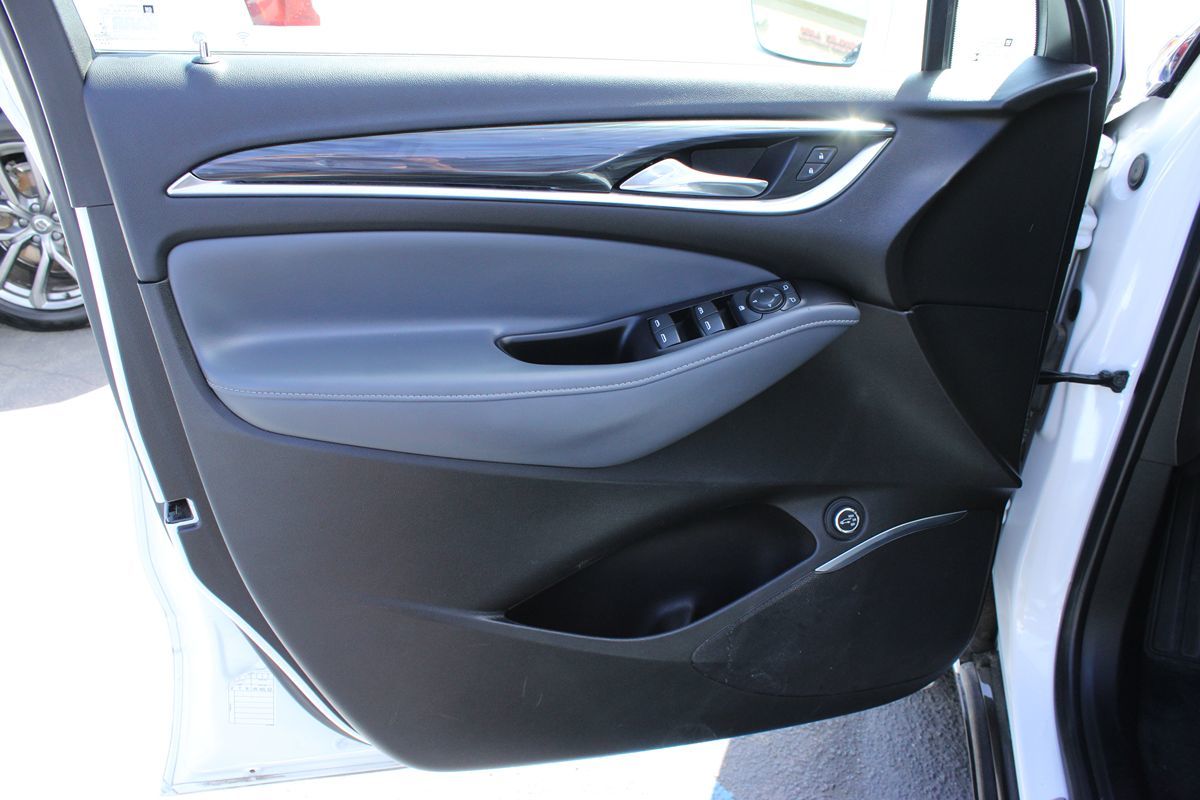 2019 Buick Enclave Essence photo 6