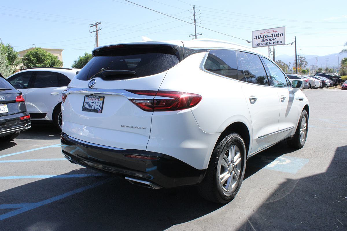 2019 Buick Enclave Essence photo 5