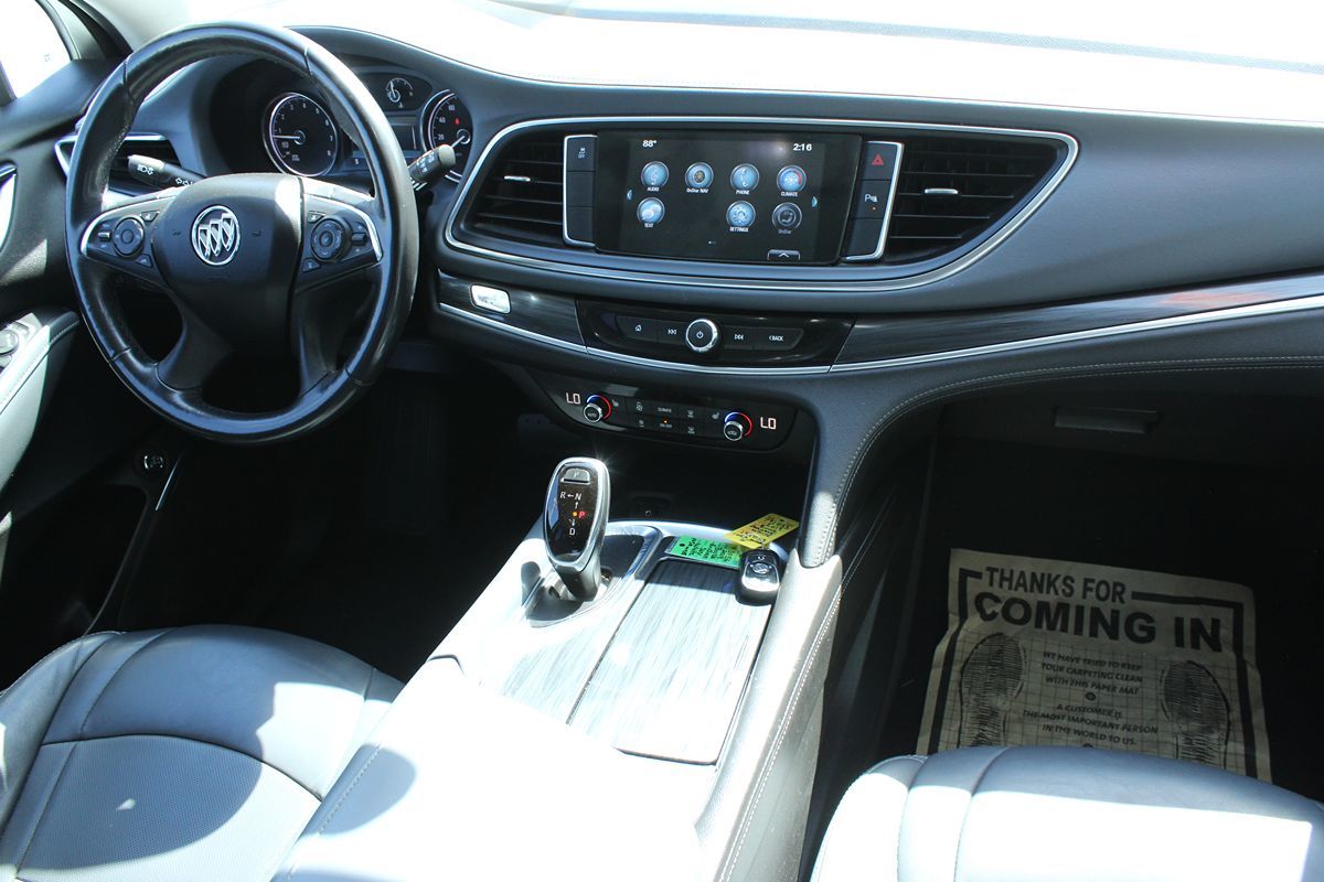 2019 Buick Enclave Essence photo 18