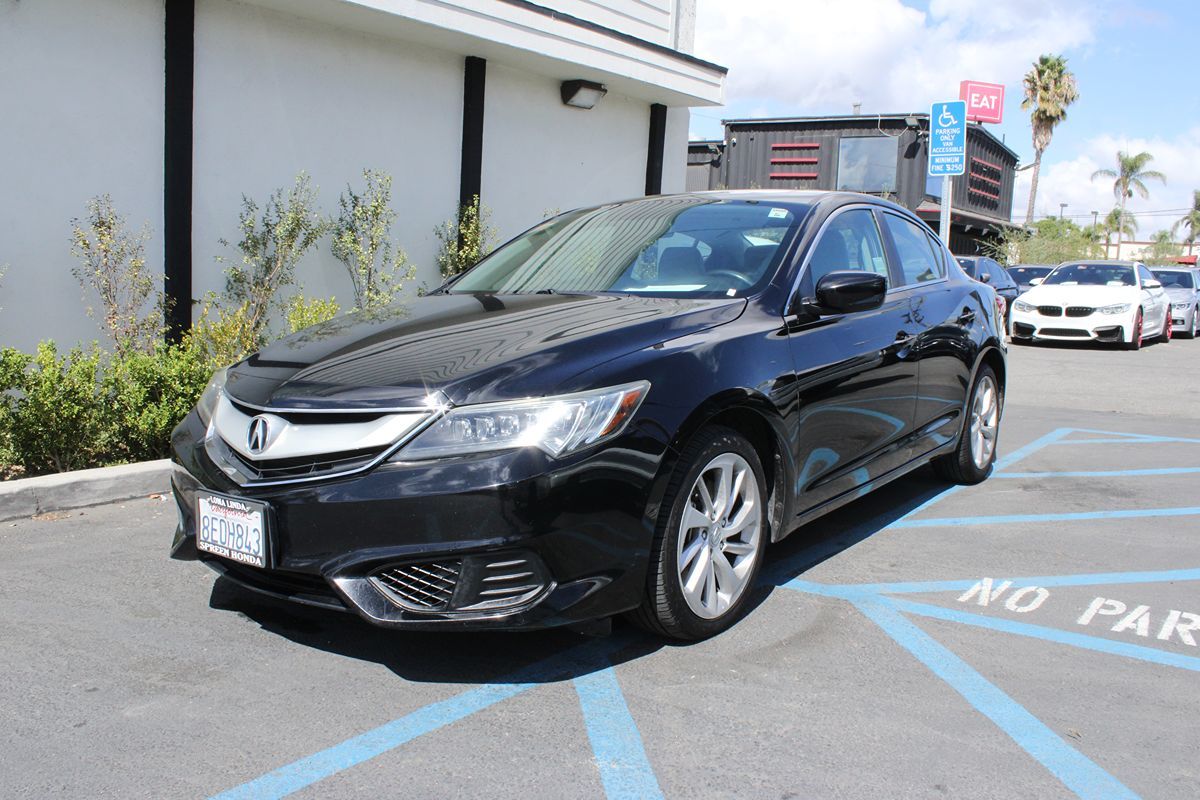 2018 Acura ILX Base Plus photo 2