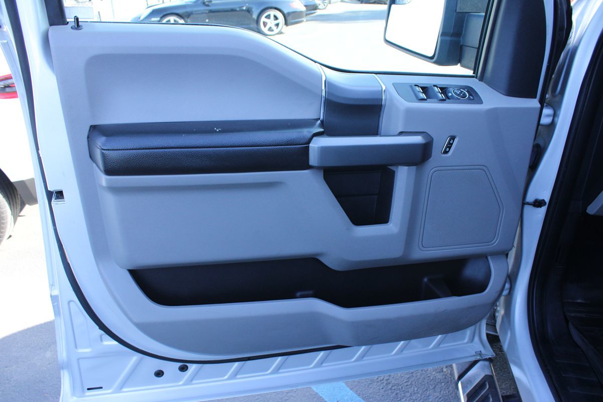 2019 Ford F-150 XLT photo 10