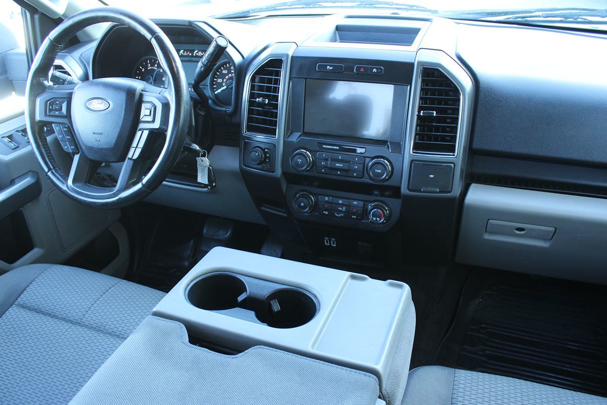 2019 Ford F-150 XLT photo 18