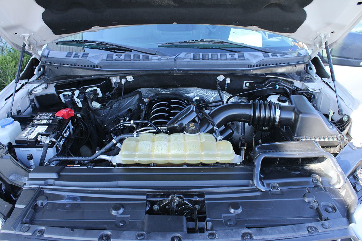 2019 Ford F-150 XLT photo 22