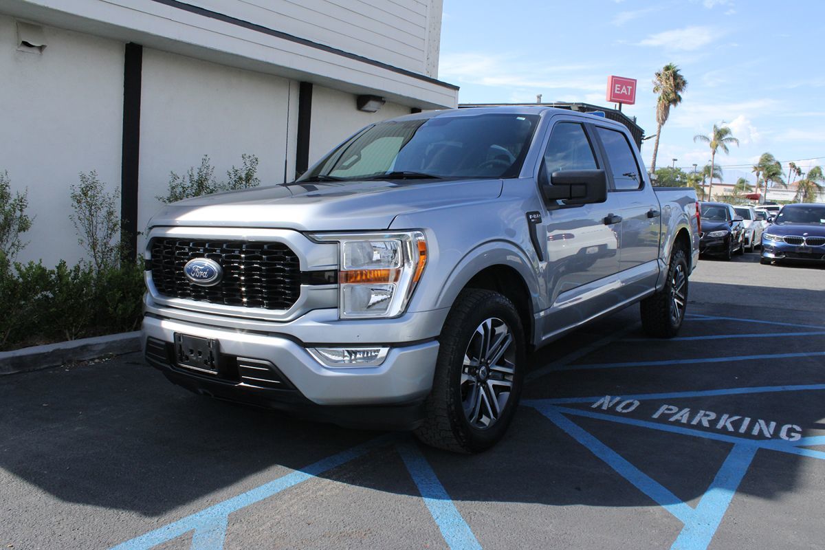 2021 Ford F-150 XL photo 3