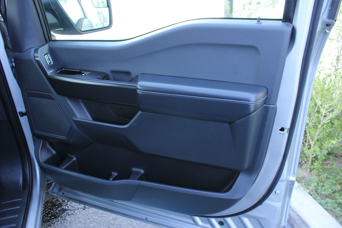 2021 Ford F-150 XL photo 17