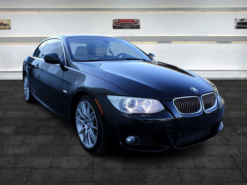 2013 BMW 3 Series 335i Convertible's photo