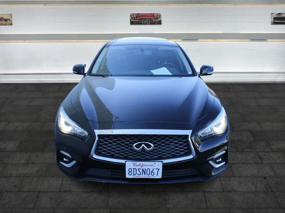 2018 Infiniti Q50 3.0t LUXE photo 2