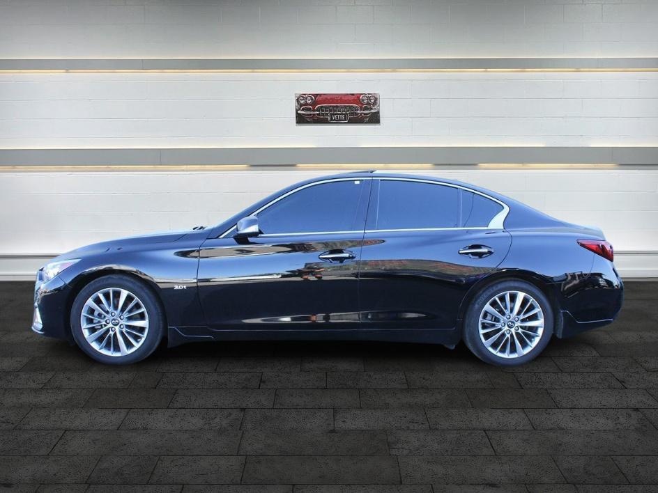 2018 Infiniti Q50 3.0t LUXE photo 4