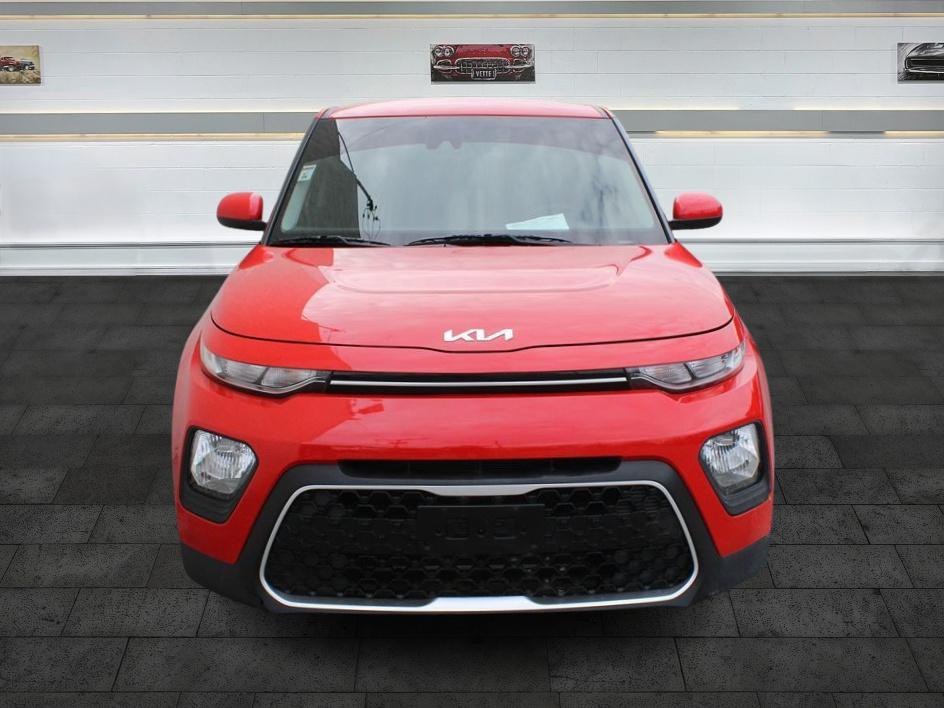 2022 Kia Soul LX S X-Line photo 2