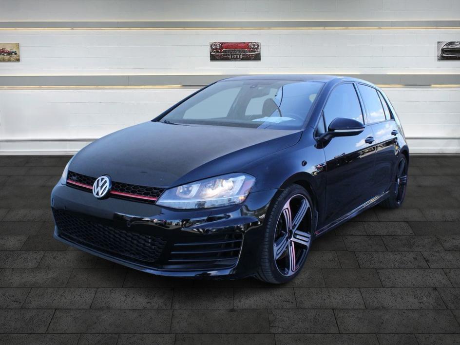 2015 Volkswagen Golf R photo 3