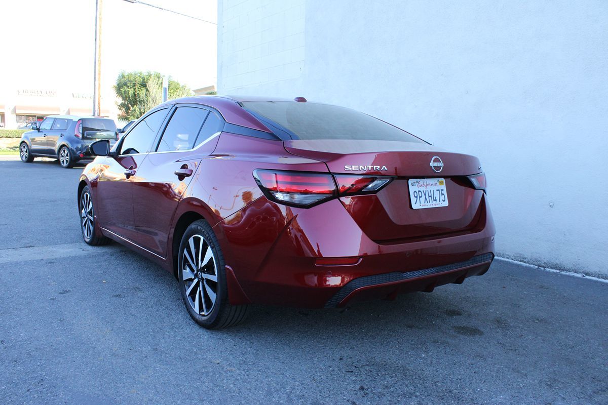 2024 Nissan Sentra SV Premium photo 4