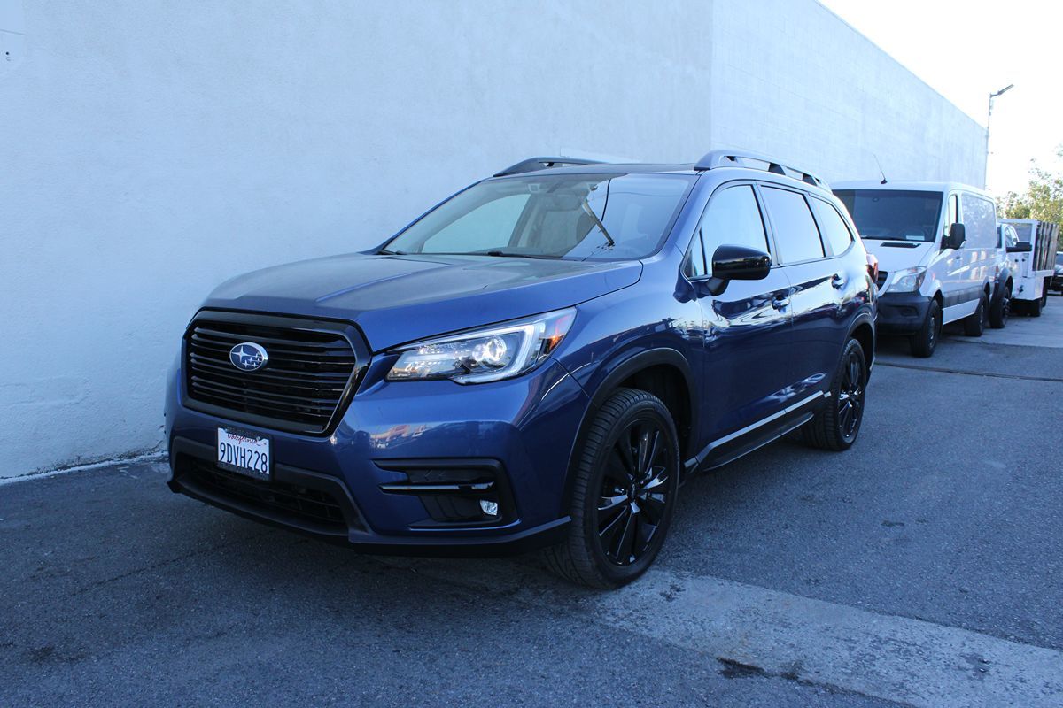 2022 Subaru Ascent Onyx Edition photo 2