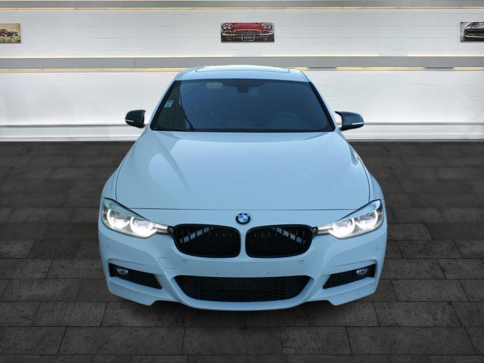 2017 Bmw 330i 3-Series photo 2