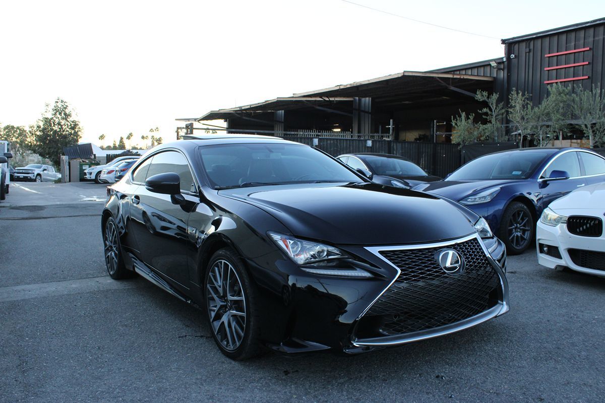 2016 Lexus RC 200t