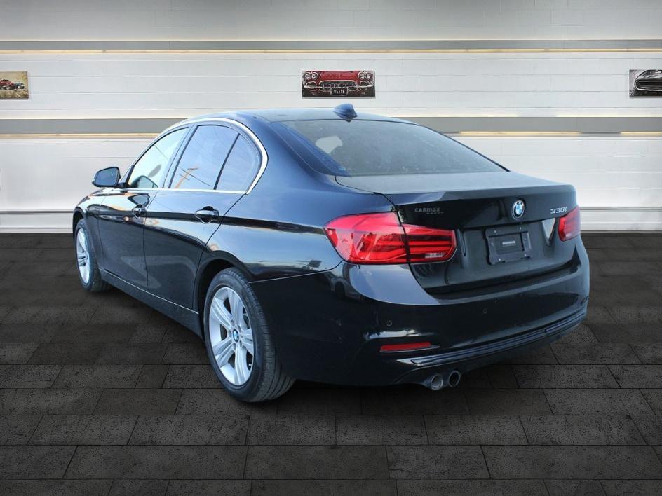 2017 BMW 3 Series 330i - Photo 5