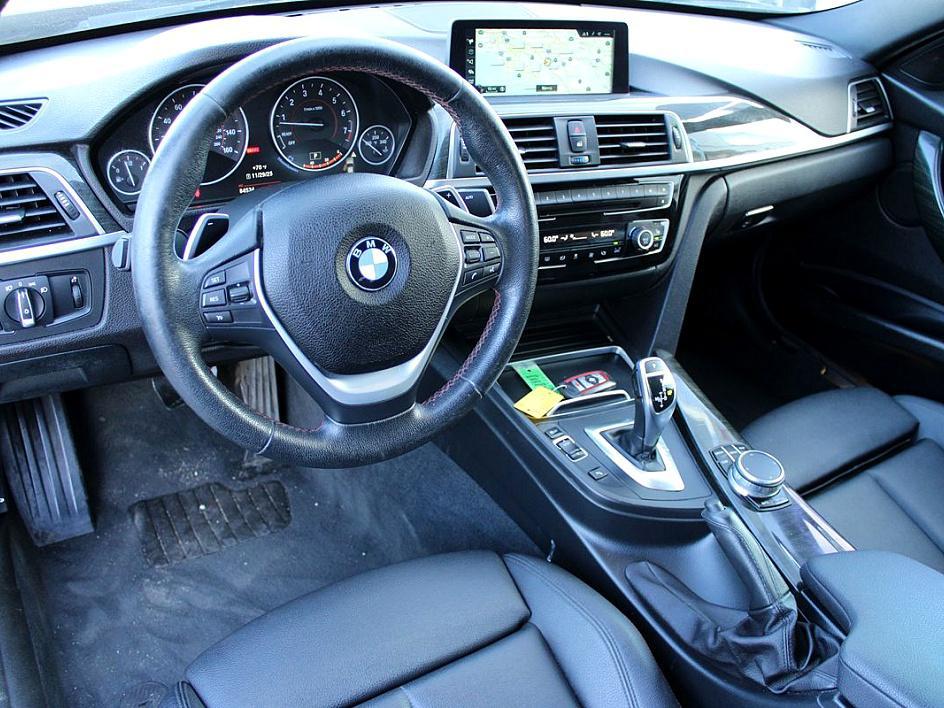 2017 BMW 3 Series 330i - Photo 16