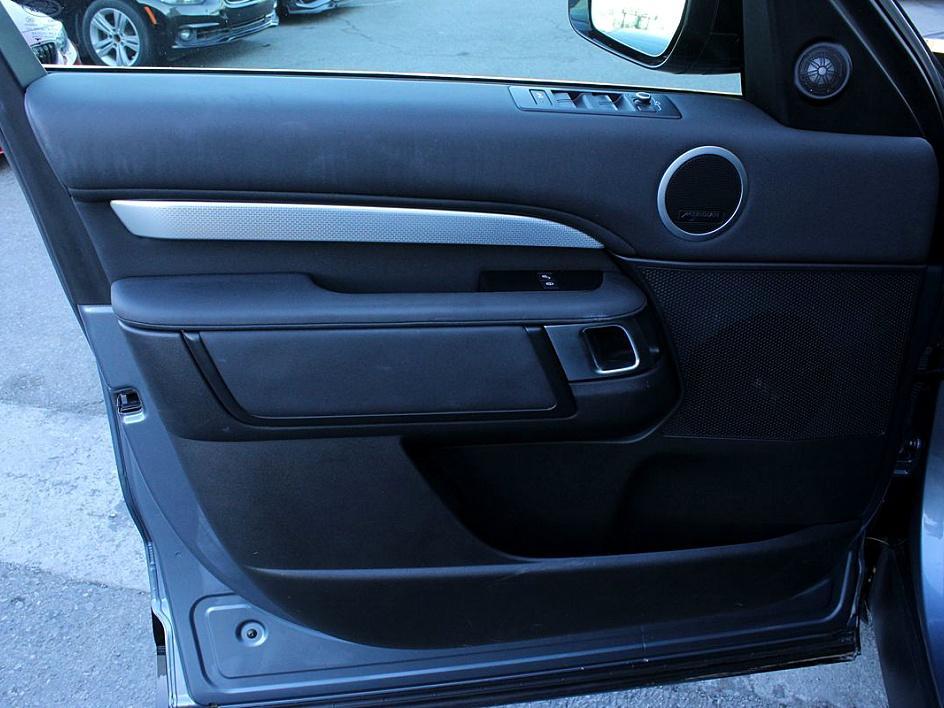 2020 Land Rover Discovery Landmark Edition - Photo 9