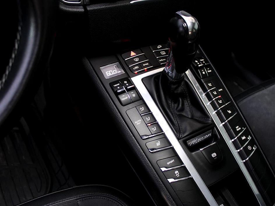 2018 Porsche Macan Base - Photo 12